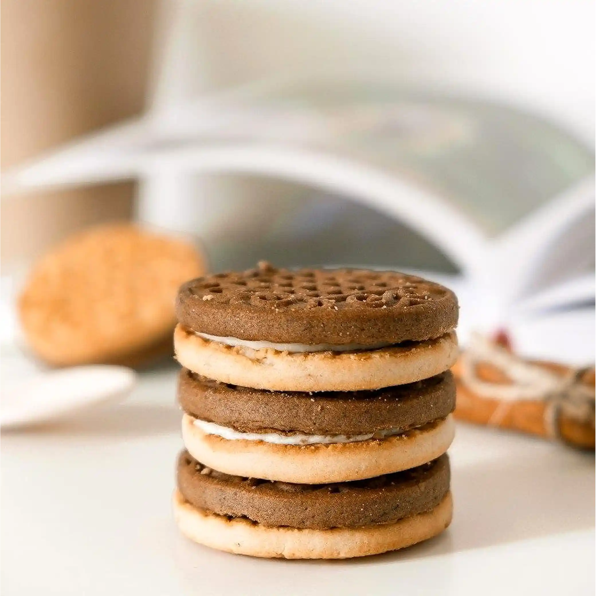 Pičkar Sendvičové sušenky „Yin–Yang“ 143 g / 42 ks